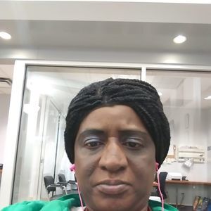 Meet your Posher, Rona